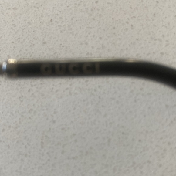 Gucci Sunglasses.  As new.  Perfect Condition - Picture 7 of 9